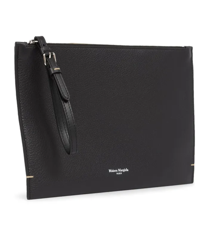 Logo Pouch