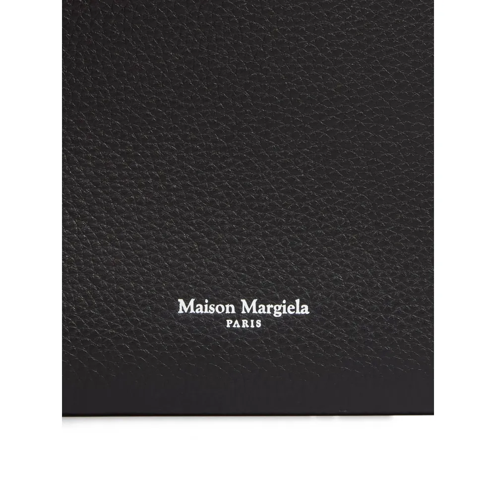 Logo Pouch