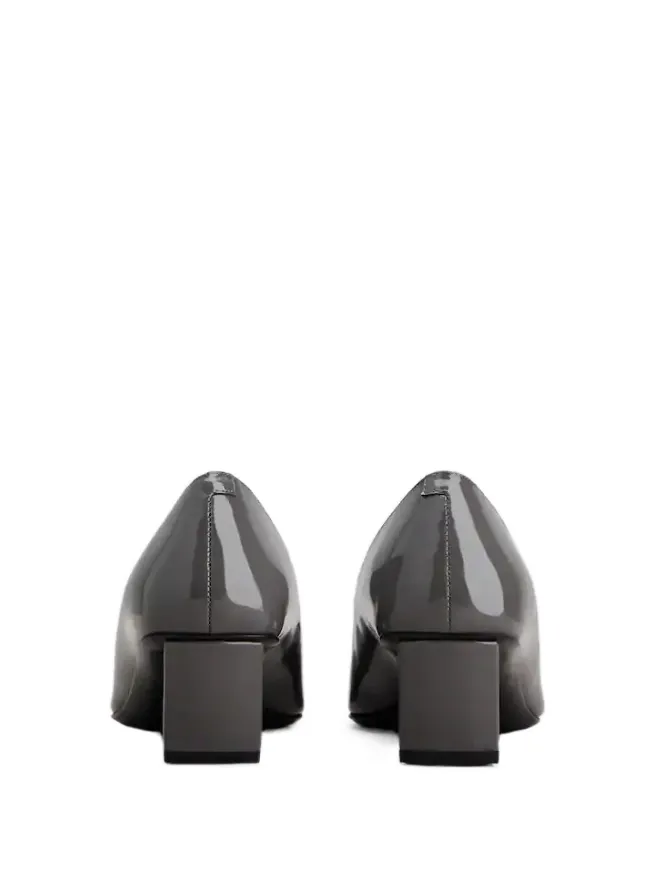 Roger Vivier Belle Vivier Buckle Pumps