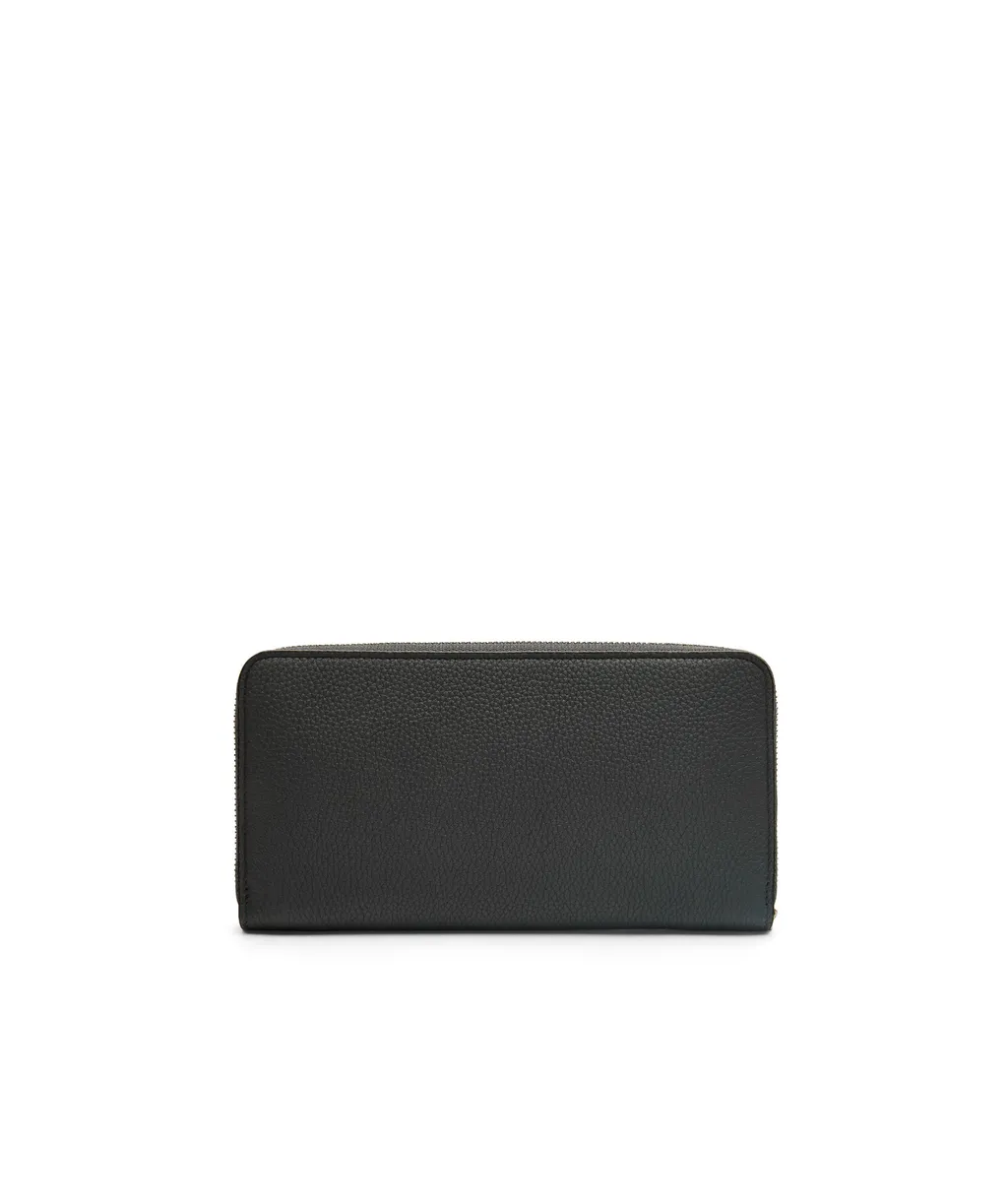 Zip Around Wallet In Soft Grained Calfskin