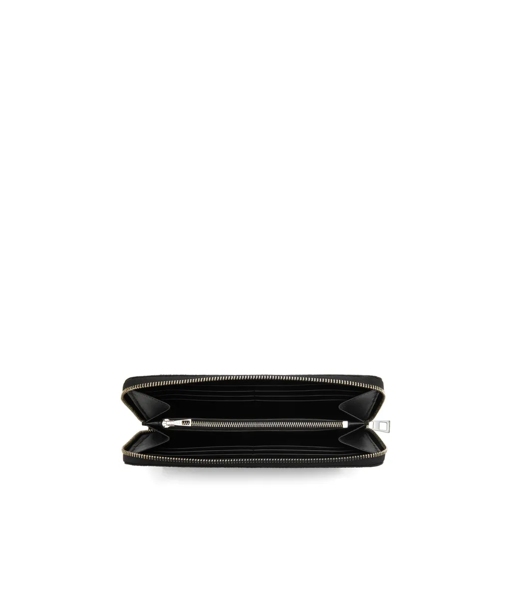 Zip Around Wallet In Soft Grained Calfskin