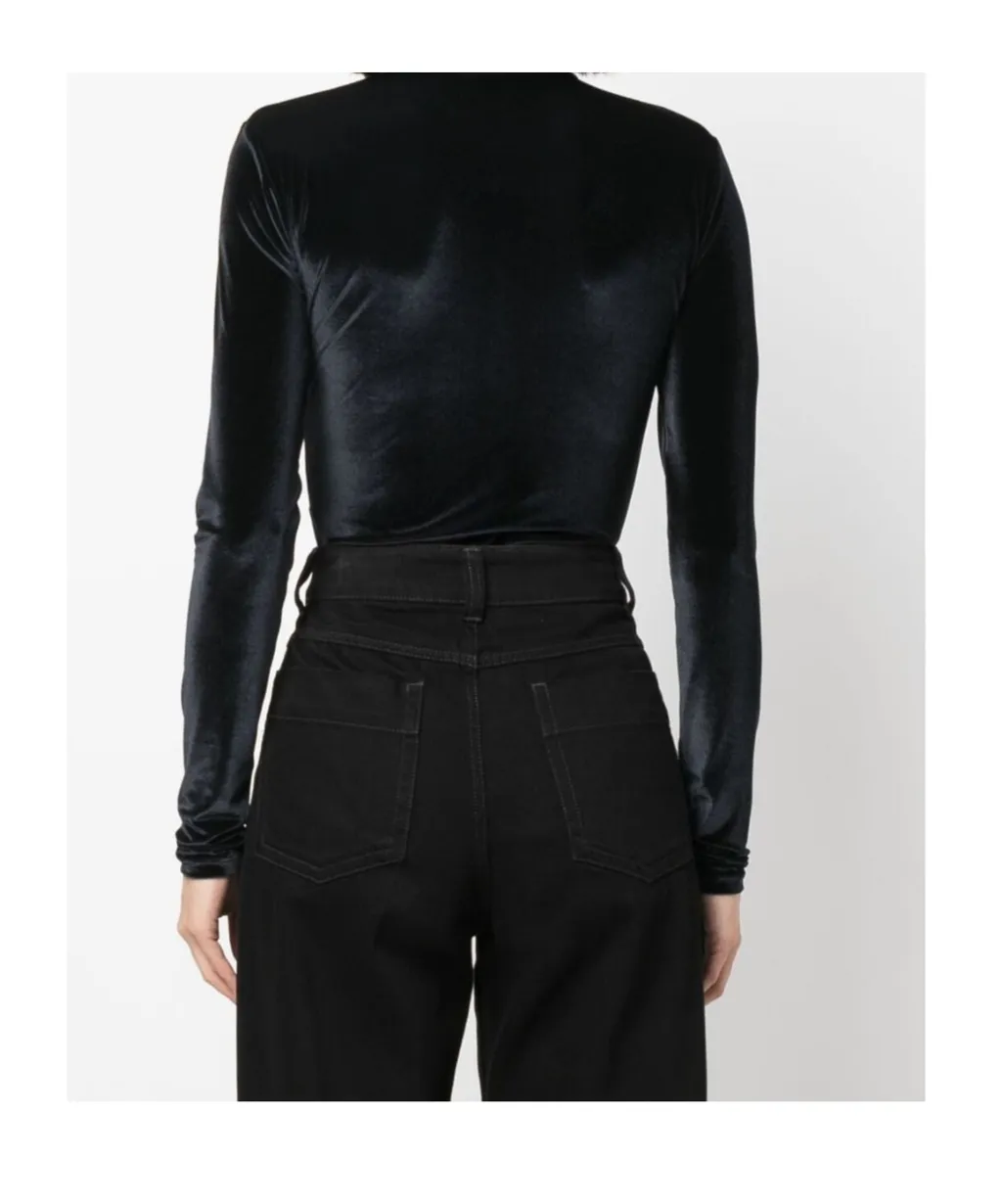 Zip-Up Velvet Body