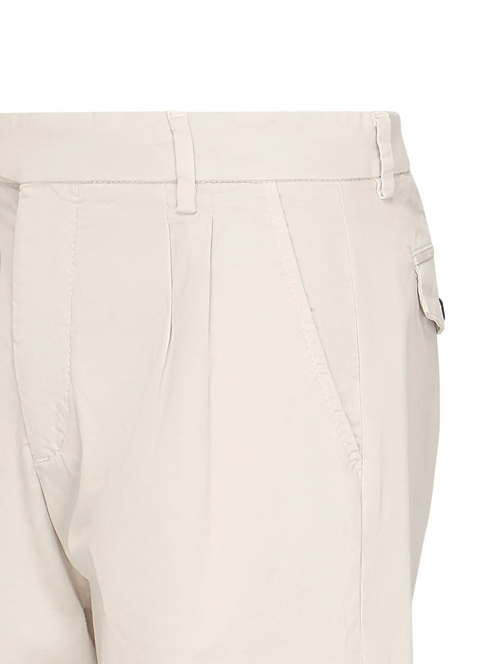 Eleventy Pleated Shorts