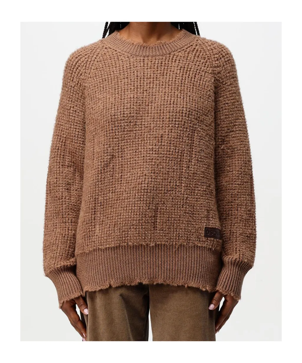 Long-Sleeved Crew Neck Sweater
