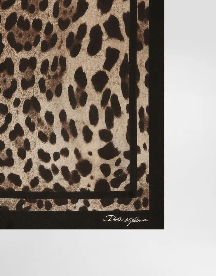 Dolce & Gabbana Leopard Printed Scarf