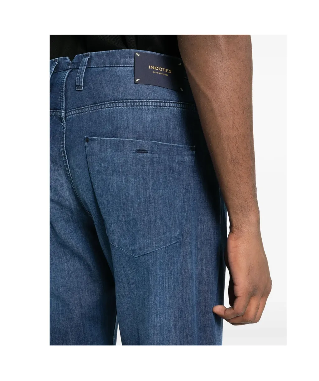 Logo-Patch Tapered Jeans