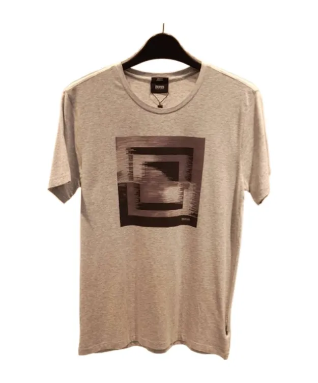 Short-Sleeved T-Shirt