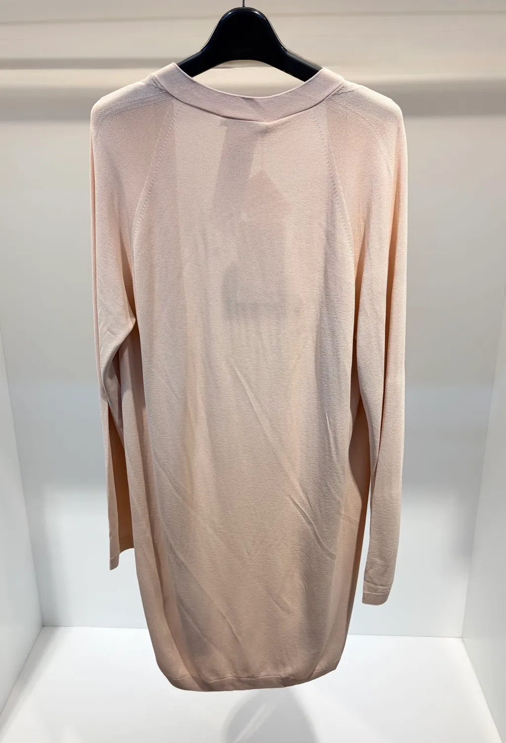 Long-Sleeved Knitwear