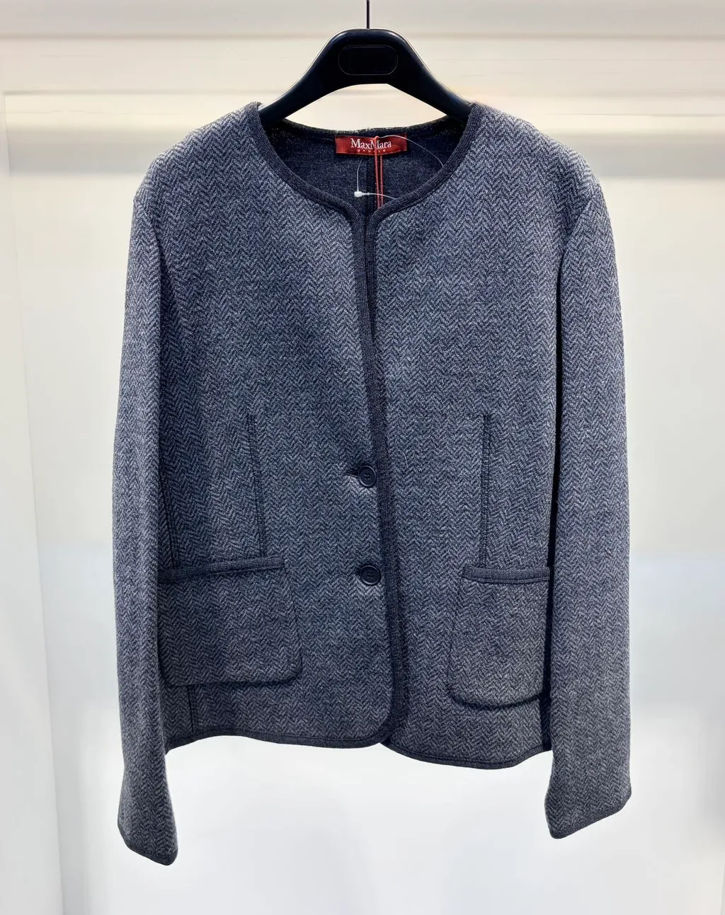 Long-Sleeved Casual Jacket