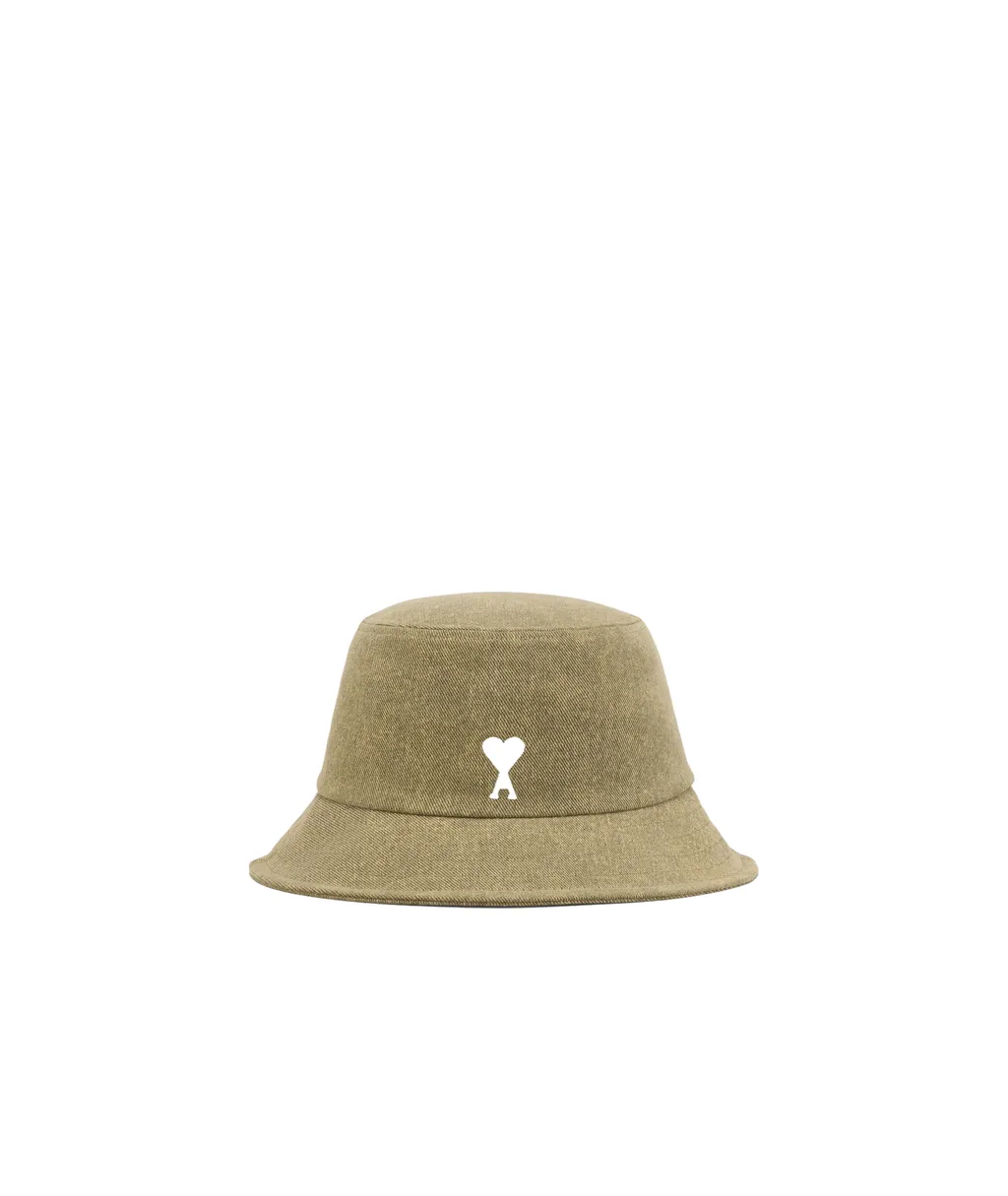 Ami Ami De Coeur Embroidery Bucket Hat