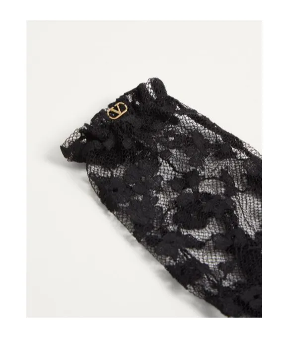Valentino Vlogo Plaque Lace Gloves