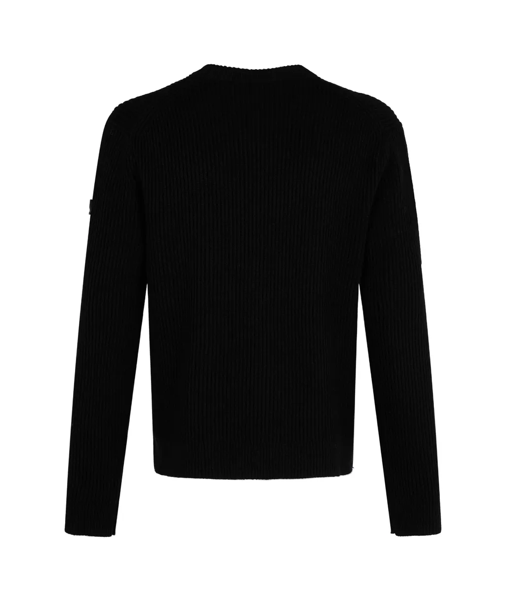 Long-Sleeved Round-Neck Sweater