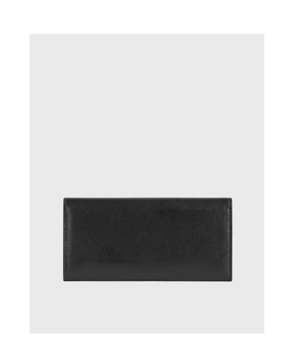 Totme T Lock Fold-Over Wallet