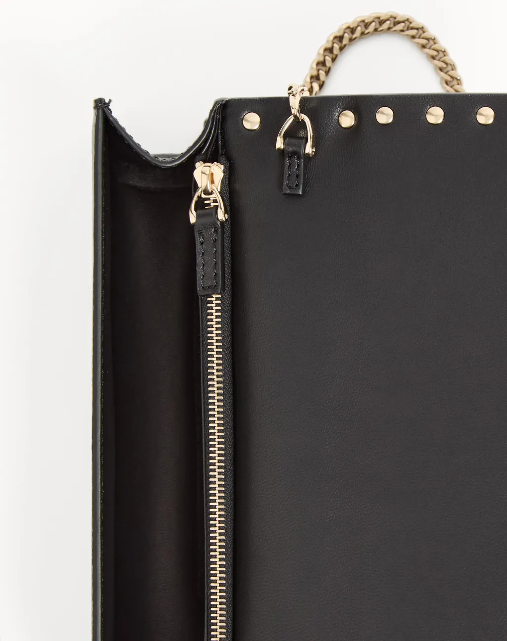 Valentino Garavani Studded Wallet On Chain