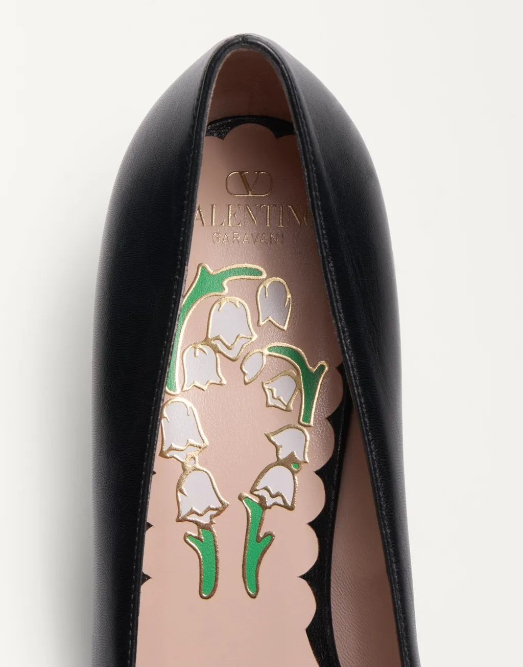 Valentino Bowow Logo Plaque Pumps