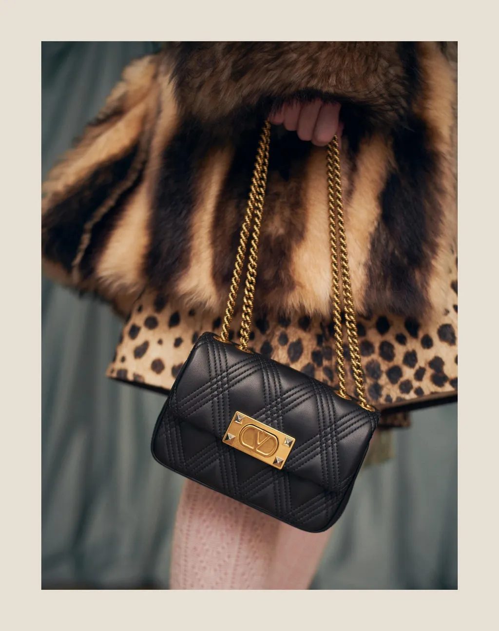 Valentino Garavani Rockstud Foldover Top Shoulder Bag