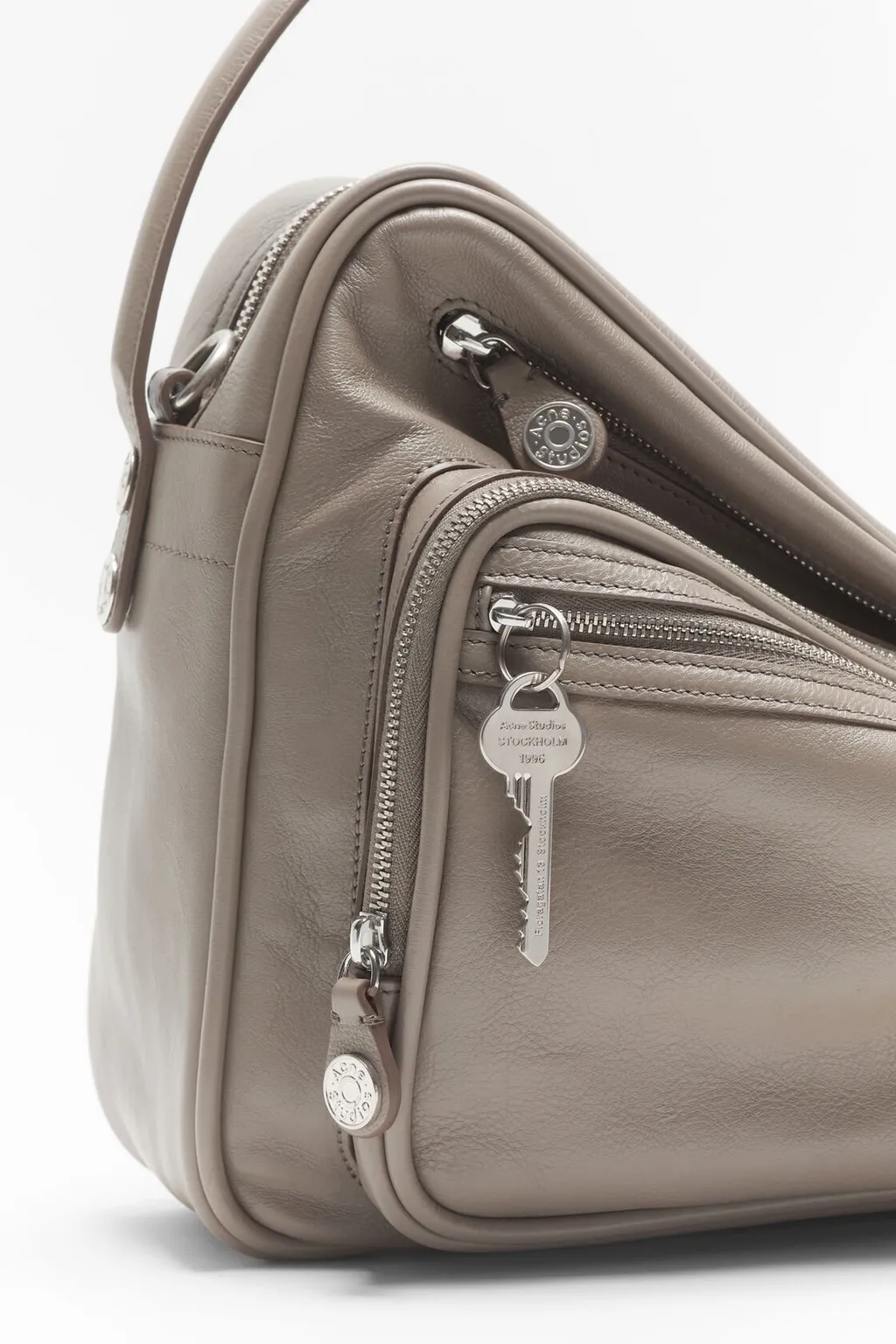 Camero Shoulder Bag