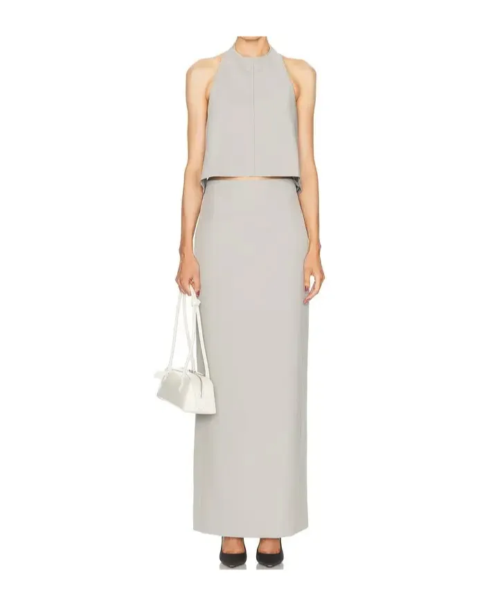 Backless Halterneck Top