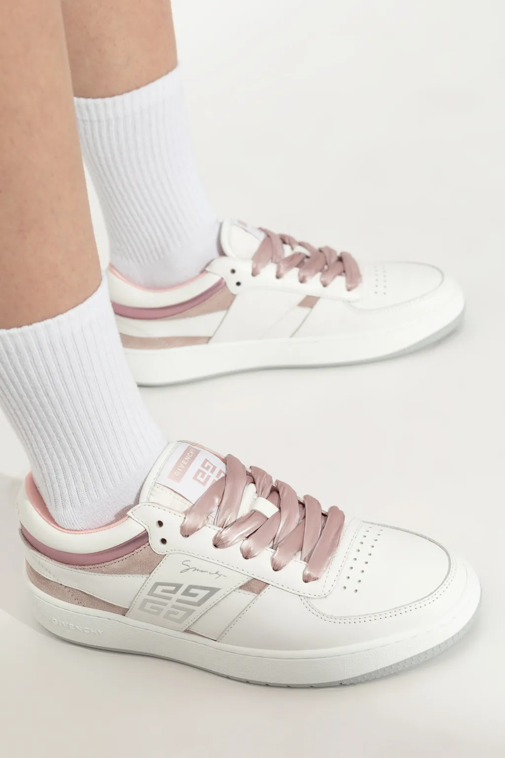 Givenchy G Move Low-Top Sneakers