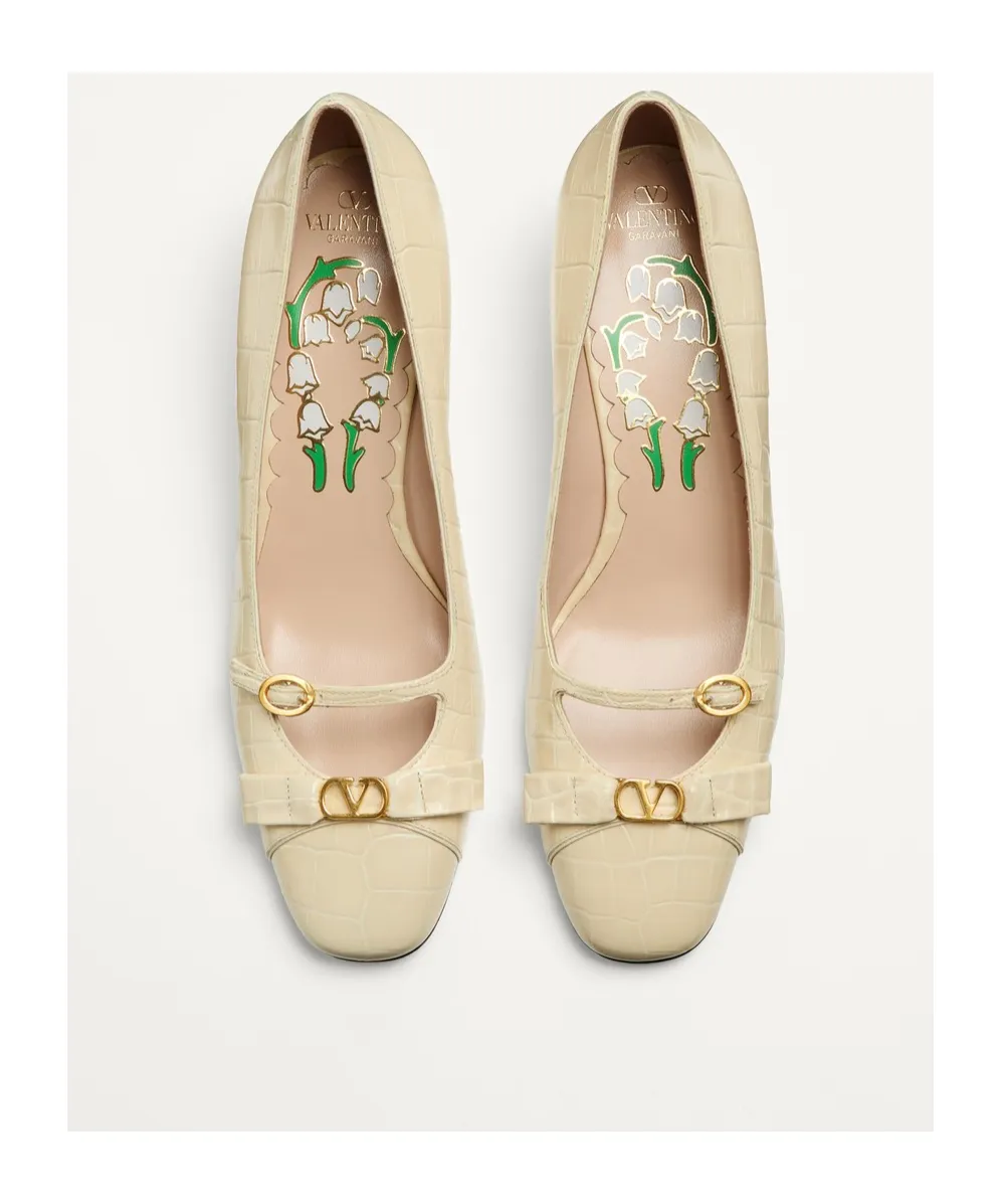 Valentino Bowow Dcollet Square Toe Pumps