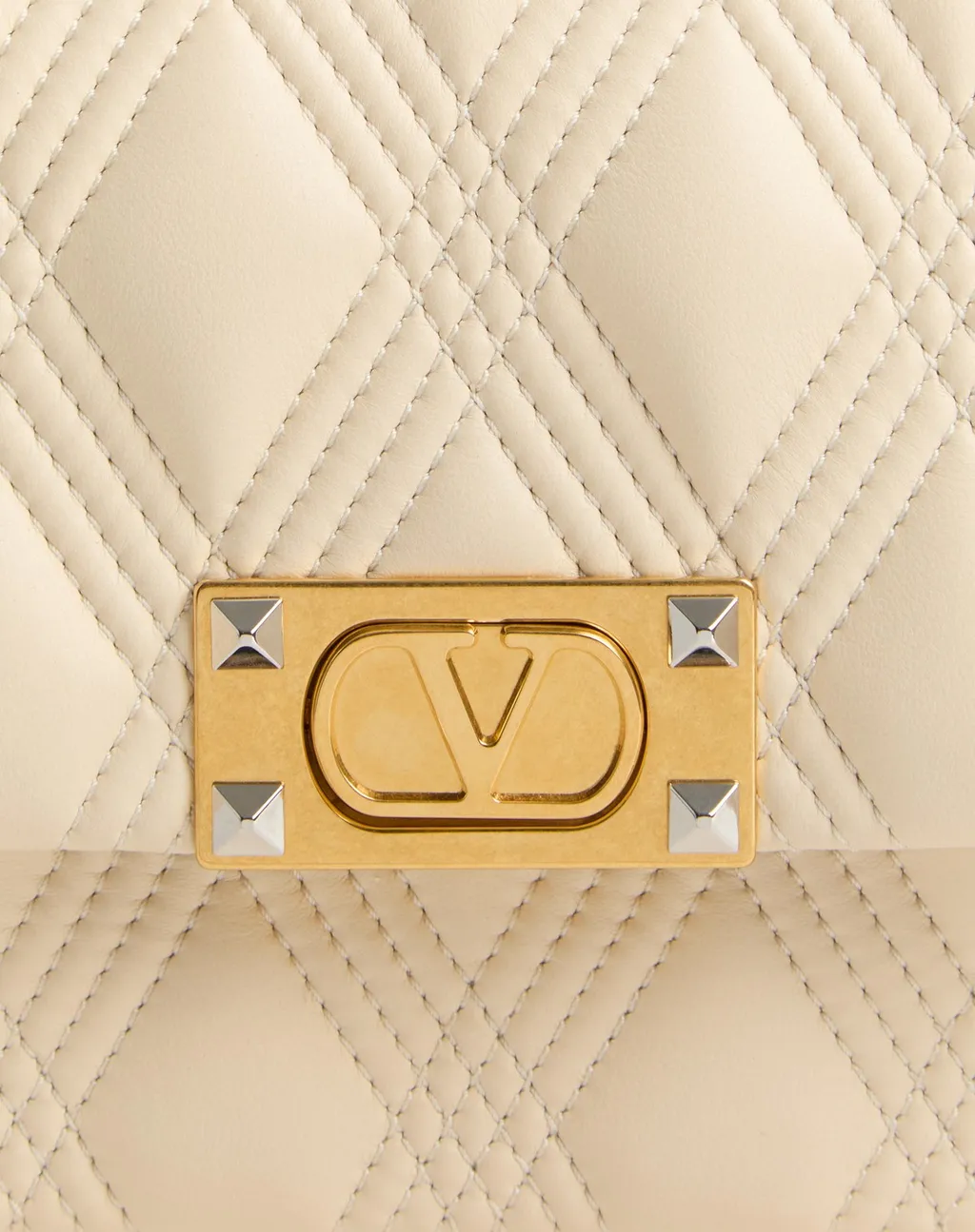 Valentino	Garavani Rockstud Quiltie 67 Medium Shoulder Bag