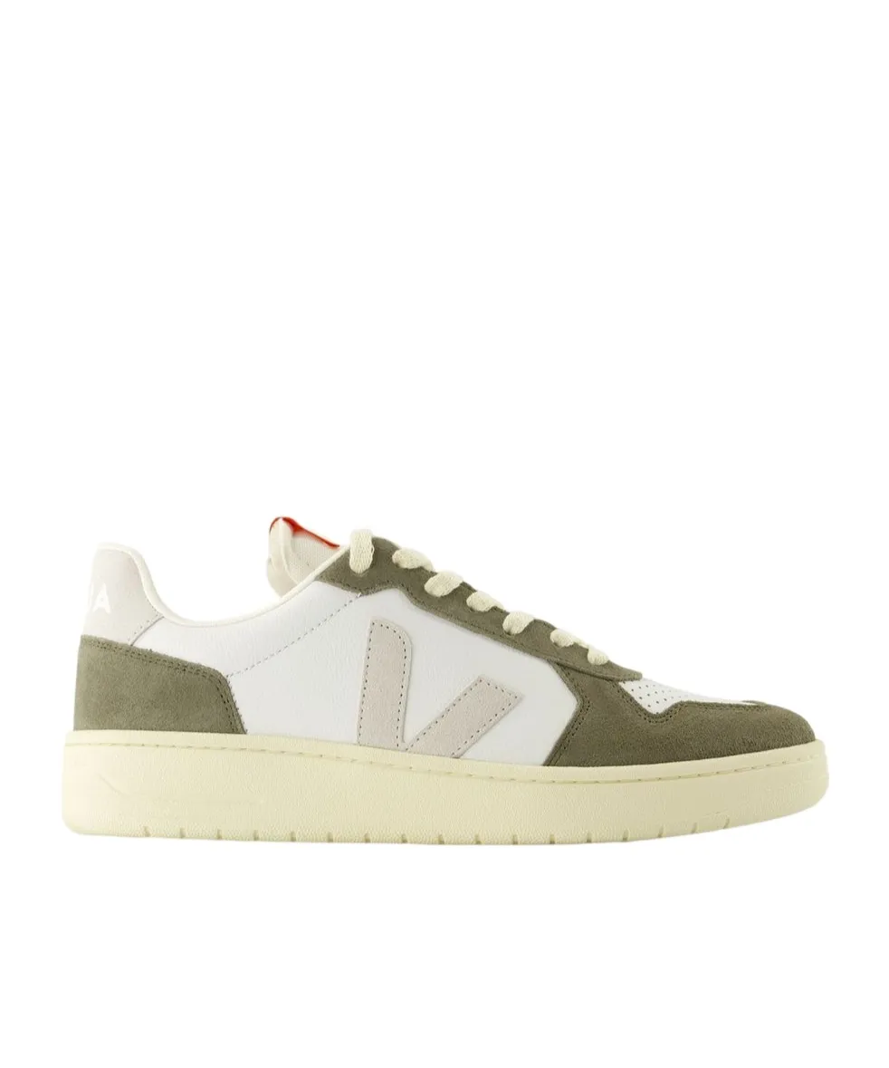 Veja V82 Lace-Up Sneakers