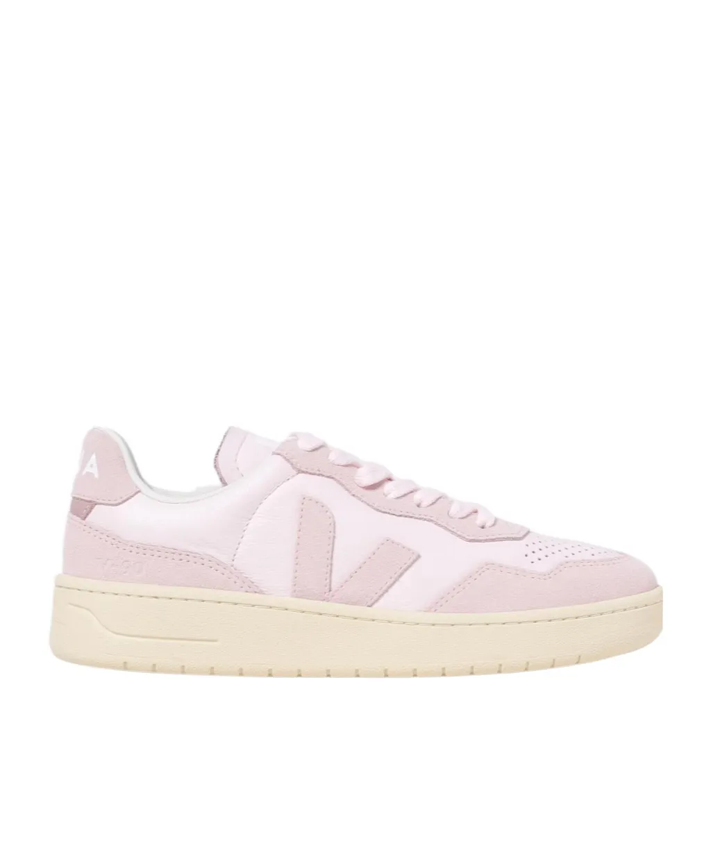 Veja Round-Toe Lace-Up Sneakers