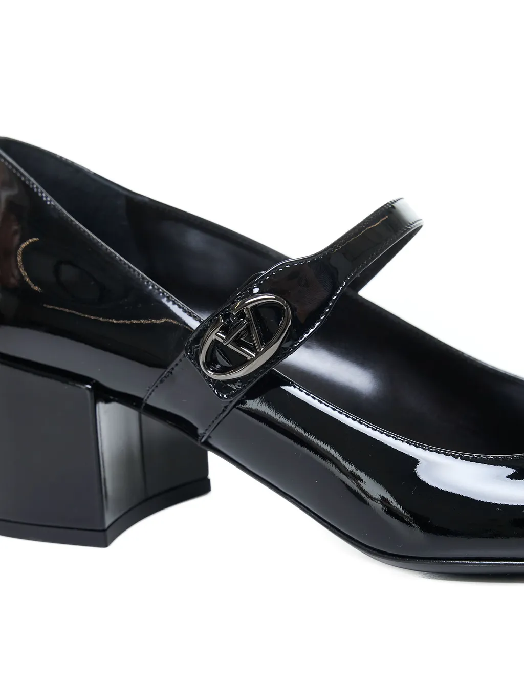 Valentino Logo Plaque Pointed Toe Pumps