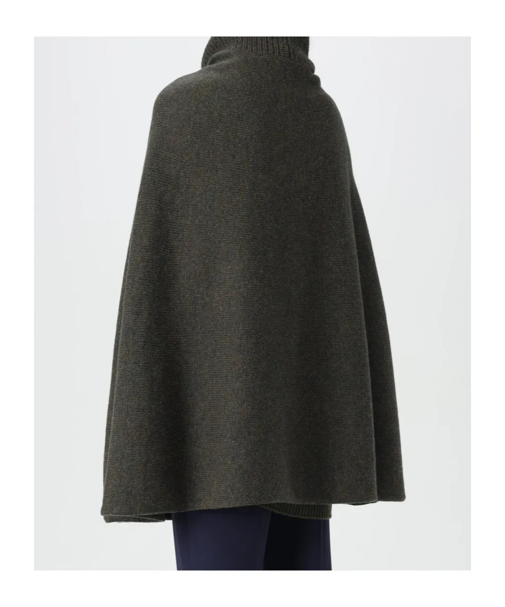 Stand-Up Collar Knitted Cape