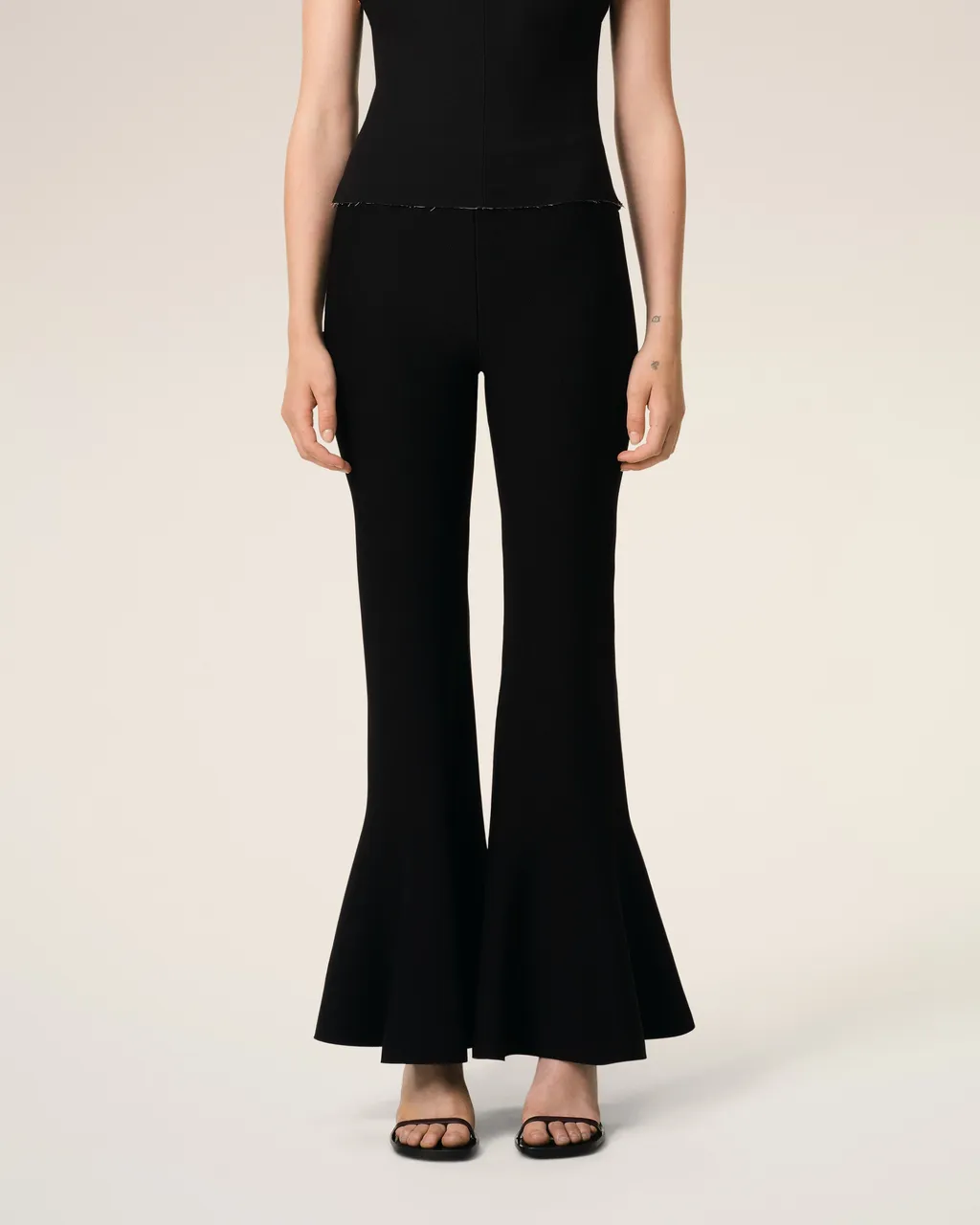 Ami Godet Short Trousers