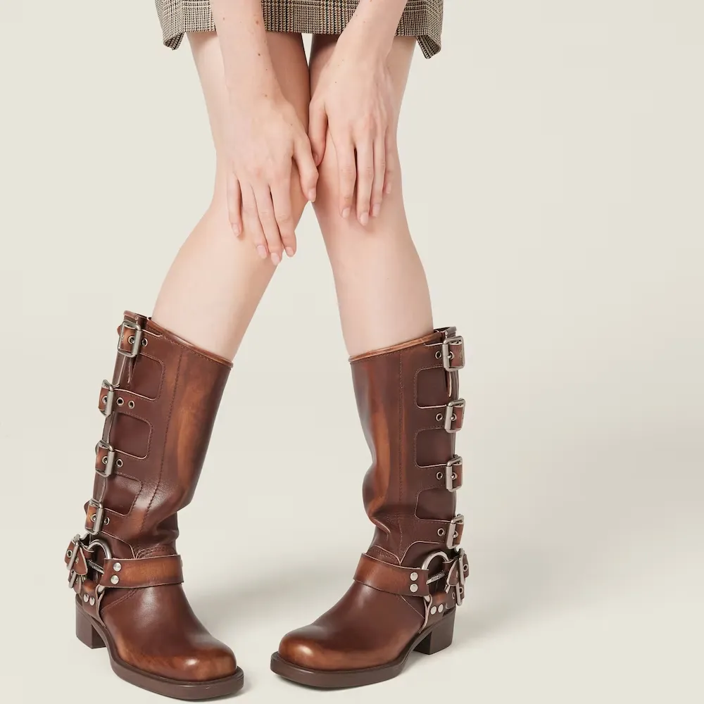 Round-Toed Boots