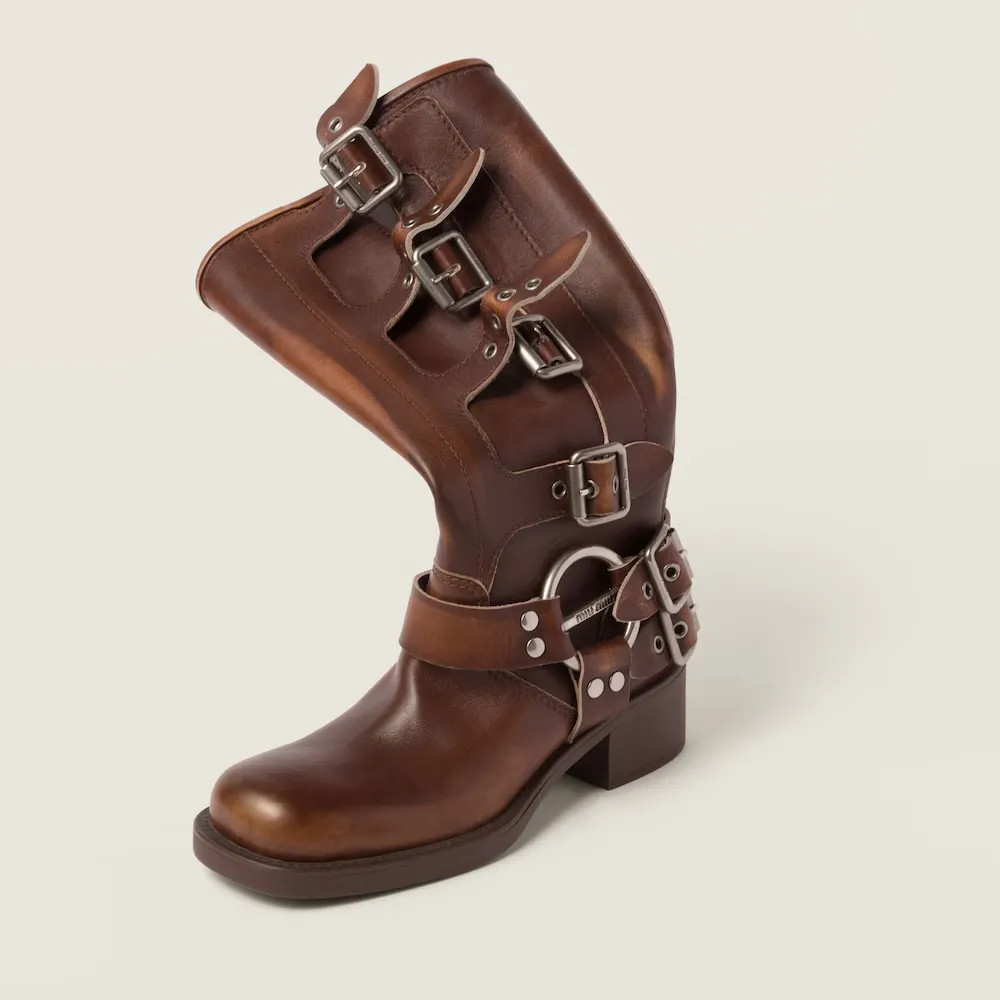 Round-Toed Boots