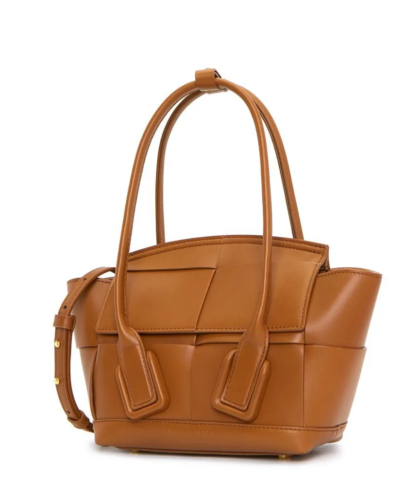 Arco Single-Shoulder Bag