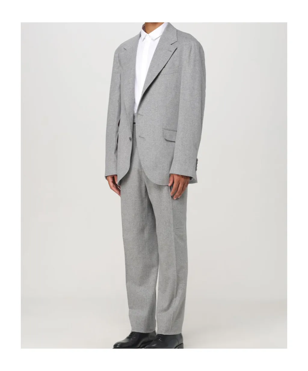 Long-Sleeved Suit