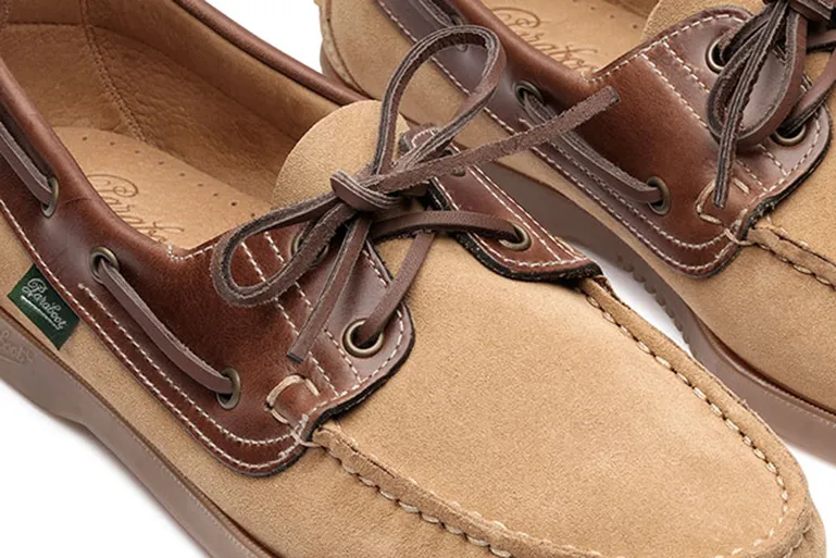 Lacing Casual Shoes