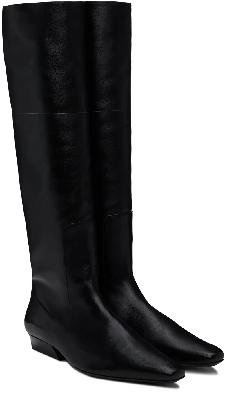 Pointed-Toe Boots
