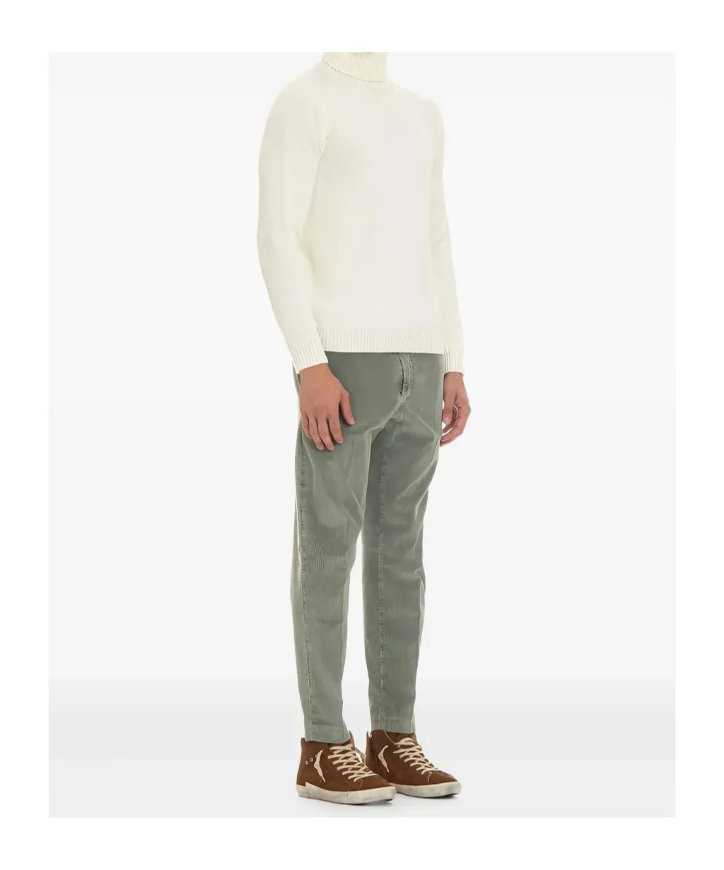 High-Neck Long-Sleeved Sweater