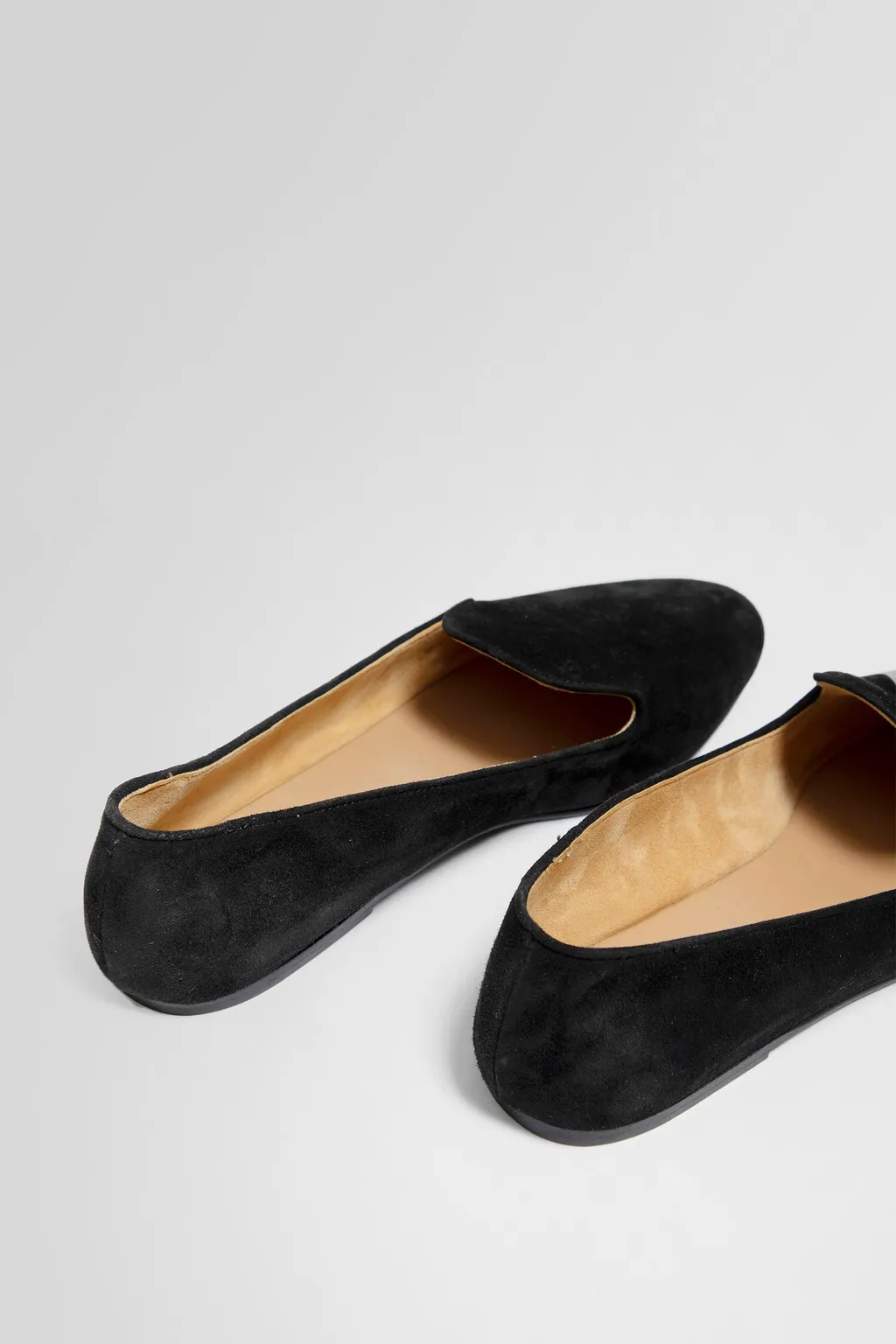 Round Toe Casual Shoes
