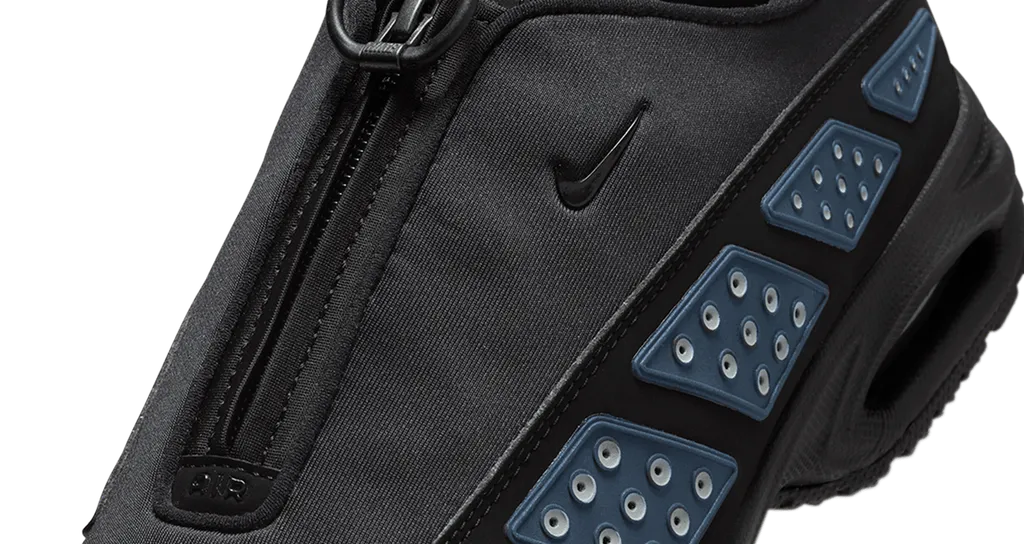 Nike Air Max Sndr Zip Fastened Sneakers