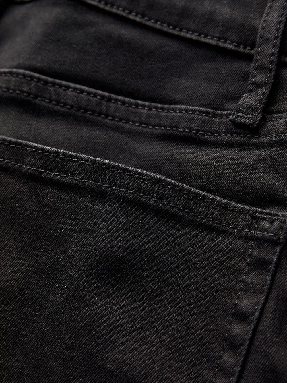 Frayed-Hem Jeans