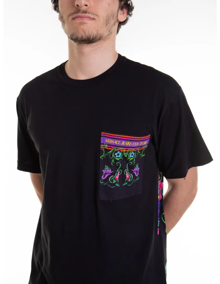 T-Shirt With Round Neck And Short Sleeves