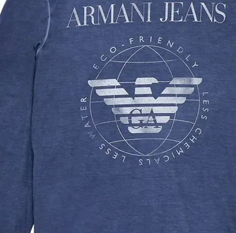 Logo Details Long-Sleeved T-Shirt