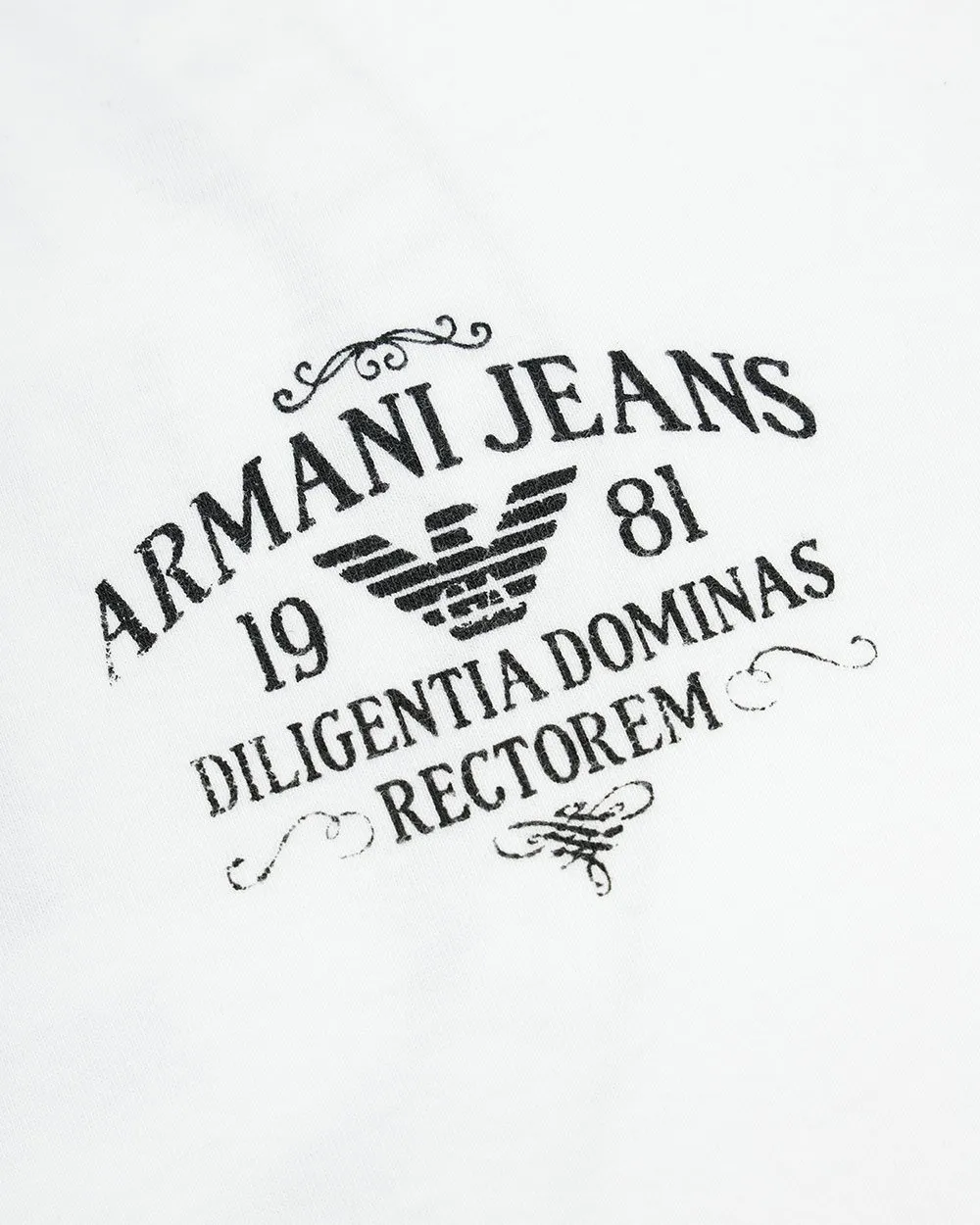 Logo Details Long-Sleeved T-Shirt