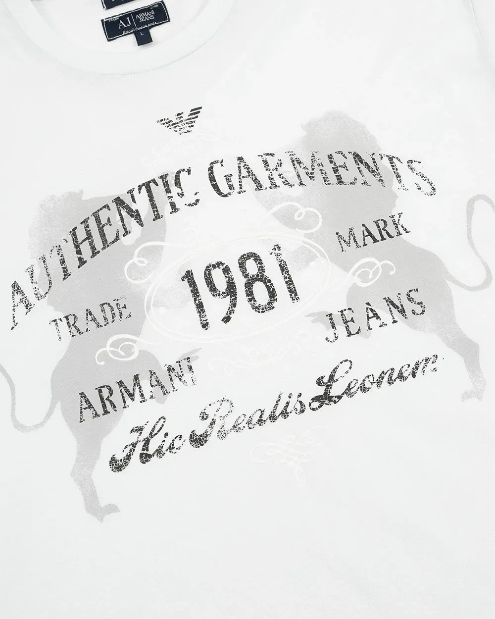 Logo Details Long-Sleeved T-Shirt