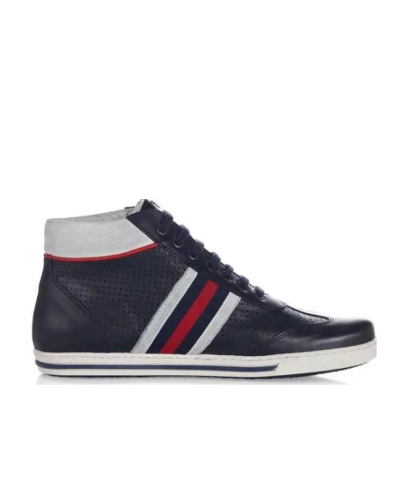 Logo Details Casual Sneakers