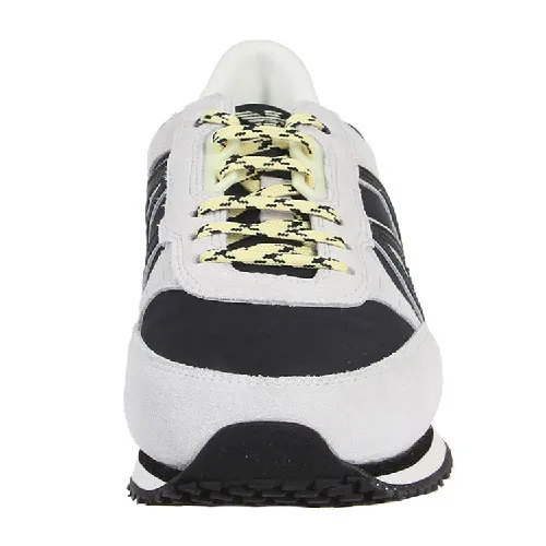 Logo Details Casual Sneakers
