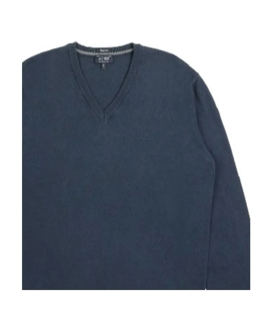 V-Neck Pullover