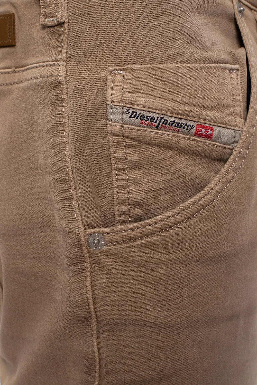 Diesel Krooley-E-Ne Tapered Legs Jeans