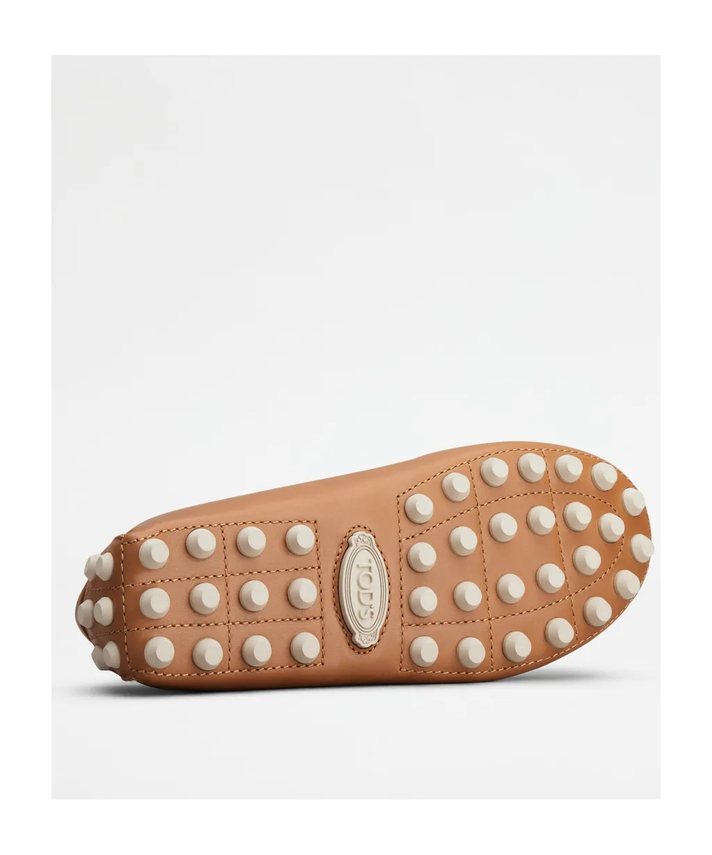 Tod's Gommino Chain Motif Slip-On Loafers