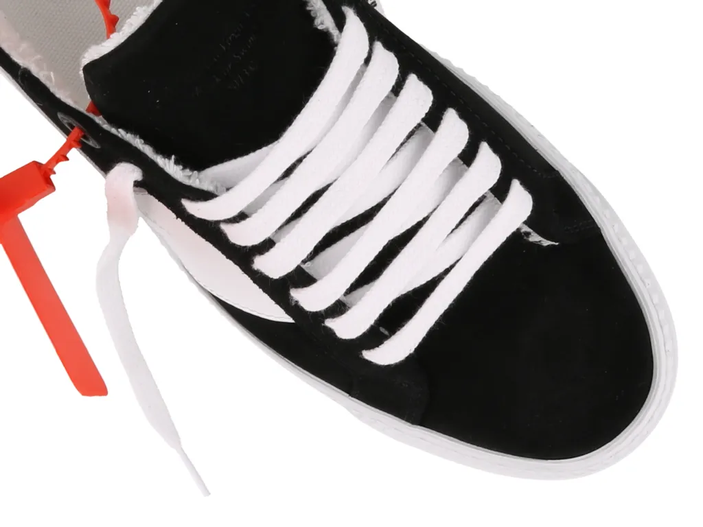 Arrow Logo Sneakers